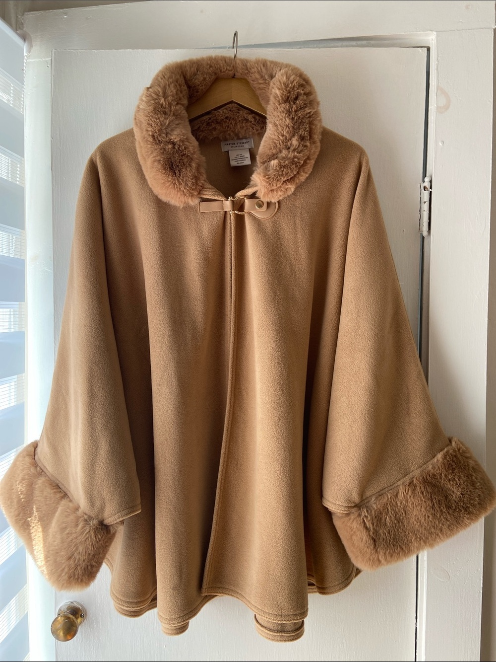 Beautiful Faux Fur-Trim Shawl